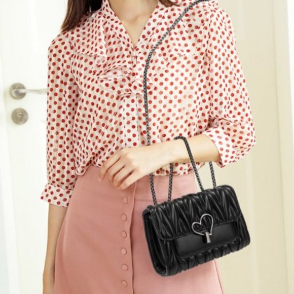 Simple messenger bag